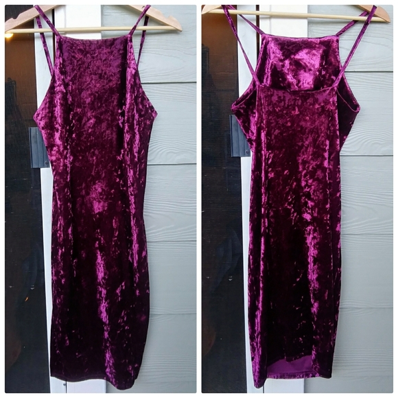 NWOT Forever 21 Velvet Bodycon Sleeveless Mini Dress in Purple: Size Small - Picture 2 of 3